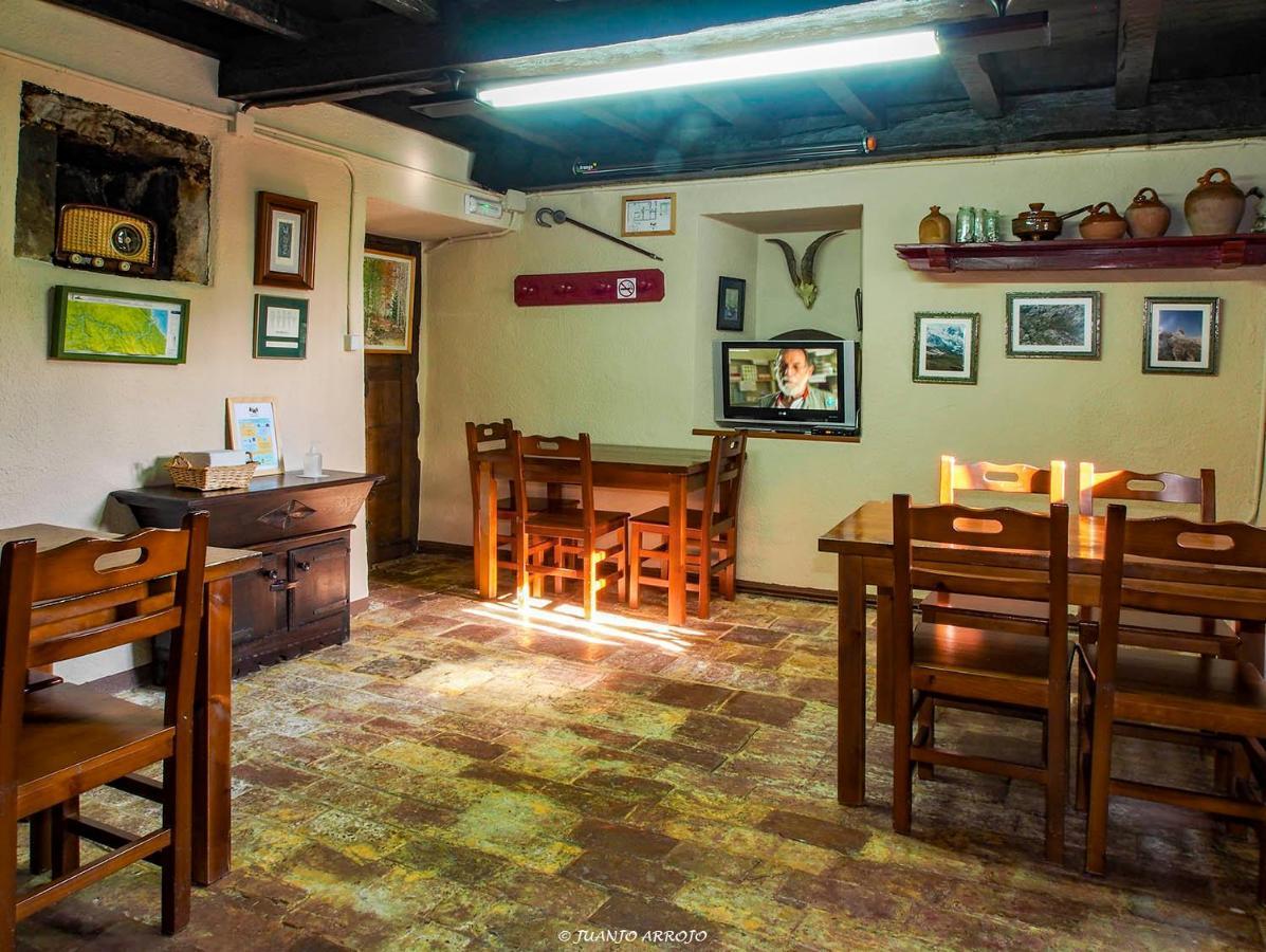 Casa De La Montana Albergue Turistico Avin ภายนอก รูปภาพ