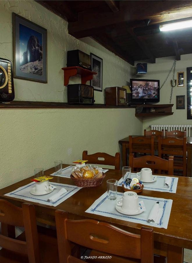 Casa De La Montana Albergue Turistico Avin ภายนอก รูปภาพ