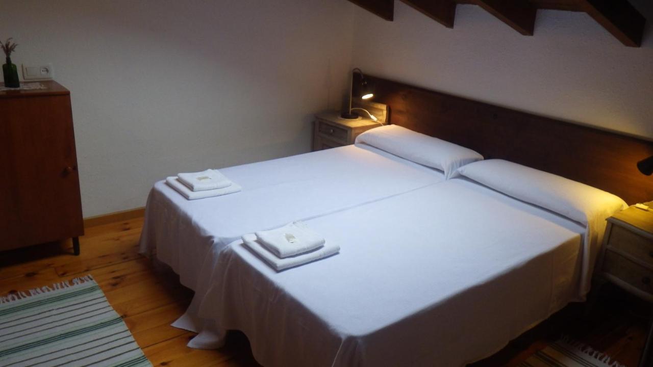 Casa De La Montana Albergue Turistico Avin ห้อง รูปภาพ